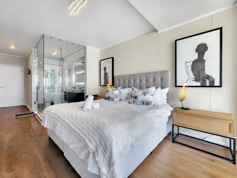 3 Bedroom Property for Sale in Mouille Point Western Cape